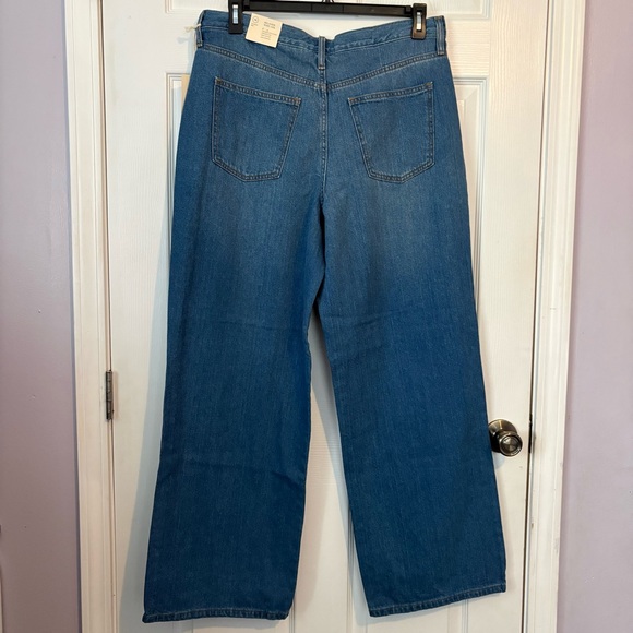 Universal Thread Denim Jeans Women's Size 14
Relaxed Wide Leg 100% Cotton NWT - Picture 4 of 13